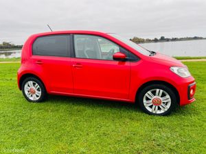 Volkswagen up! LOW MILEAGE//FINANCE AVAILABLE//NEW - Image 4