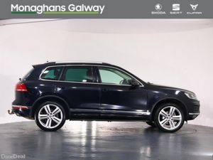 Volkswagen Touareg 5 SEAT COMM 3.0 TDI 262BHP V6 A - Image 2