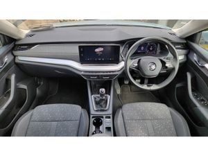 Skoda Octavia STYLE 1.0 TSI 110HP 5DR-JUST 27,000K - Image 4