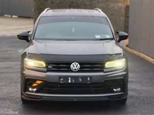 Volkswagen Tiguan 2019 VOLKSWAGEN TIGUAN R-LINE DI - Image 4