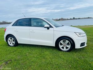 Audi A1 Low Mileage / Alloy Wheels/Privacy Glass - Image 3