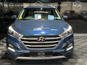 Hyundai Tucson PETROL EXECUTIVE 5DR ONE OWNER - Image 4