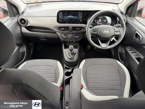 Hyundai i10 DELUXE PLUS 1.0 PETROL 'ONLY 14KM'S' - Image 2