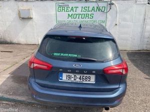 Ford Focus 1.5 Zetec Estate Diesel Manual (120bhp) - Image 4