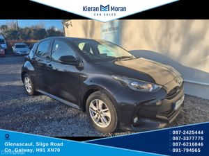 Toyota Yaris HYBRID AUTO 4DR - Image 2