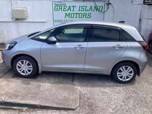 Honda Fit 1.5i Petrol Hybrid Automatic - Image 4