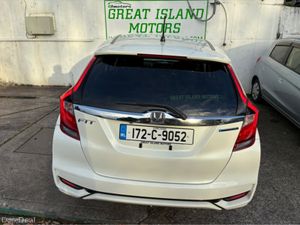 Honda Fit 1.5i Petrol Hybrid L Automatic - Image 4