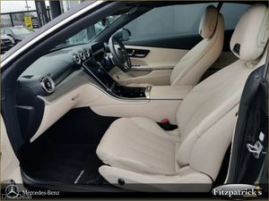 Mercedes-Benz CLE CLE 220 D Cabriolet AMG Line Plu - Image 4
