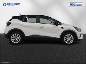 Renault Captur Hatchback Iconic Edition - Image 4