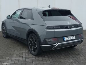 Hyundai IONIQ Electric Premium - Image 3