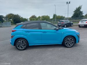 Hyundai KONA KAUAI 2TONE 5DR PETROL - Image 2