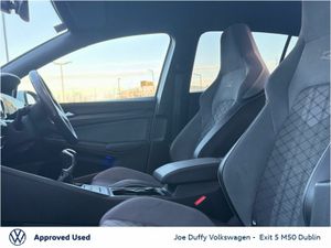 Volkswagen Golf 1.5 TSI 130HP R-Line - Image 4