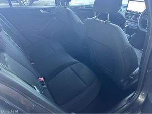 Ford Focus ST-LINE 1.0T 125 MHEV DC DC7 F 4DR - Image 2