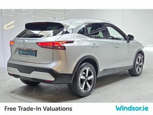 Nissan Qashqai 1.3 PET MILD HYBRID SV PREMIUM *3k - Image 2