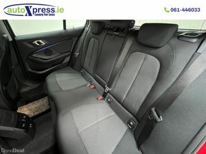 BMW 1-Series 118D PLAY Automatic, Reversing camera - Image 4