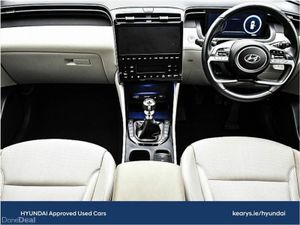Hyundai Tucson 2WD Executive Plus - Image 4