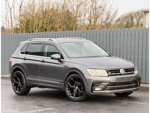 Volkswagen Tiguan 2019 Volkswagen Tiguan R-Line - Image 2