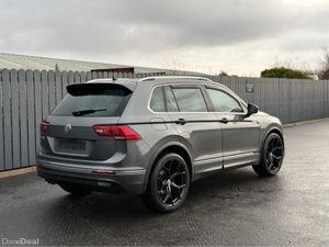 Volkswagen Tiguan 2019 Volkswagen Tiguan R-Line - Image 4