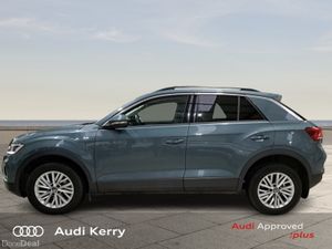 Volkswagen T-Roc LIFE 2.0 TDI 116HP WITH HEATED SE - Image 4