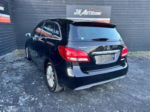 Mercedes-Benz B-Class B180 1.6 AUTO - Image 4