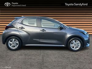 Toyota Yaris HYBRID LUNA // REAR CAMERA // TOYOTA - Image 3