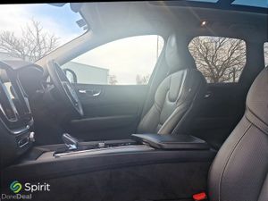 Volvo XC60 T8 "Plug In Hybrid" Inscription AWD, Fu - Image 4