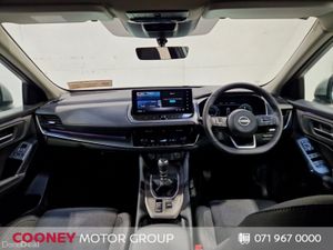 Nissan Qashqai 1.3 HYB SV PREMIUM. DEMO OFFER BARE - Image 2