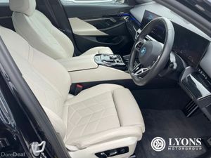 BMW 5-Series 530e M Sport Pro Saloon - Image 4