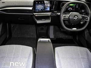 Renault Megane E-Tech Techno EV60 220hp - Image 3