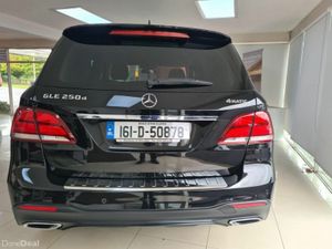Mercedes-Benz GLE GLE 250D 4 Matic AMG Line - Image 2