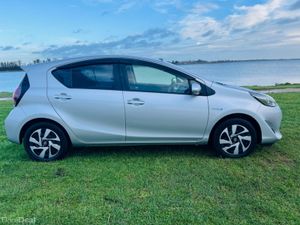 Toyota Aqua 1.5 DAA NHP10 5DR AUTO - Image 3