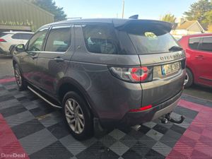 2017 LANDROVER DISCOVERY 7SEAT AUTO 4WD - Image 4