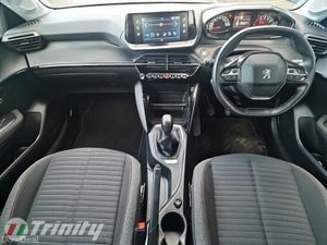 Peugeot 208 LOW MILEAGE ** 1.2 PURETECH ** 75BHP A - Image 2