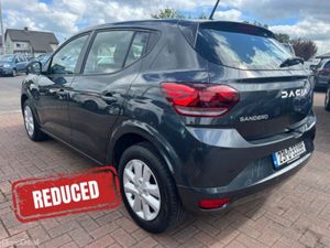Dacia Sandero Expression 1.0lt petrol 5DR - Image 3