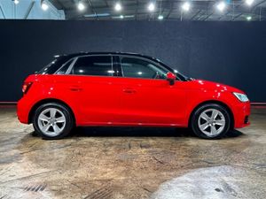 Audi A1 1.0 TFSI SPORT - RED/BLACK 2-TONE - FACTOR - Image 3