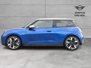 Mini Cooper Cooper SE - Image 4