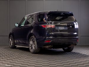 212 Land Rover Discovery R-Dynamic S 7 Seater - Image 4