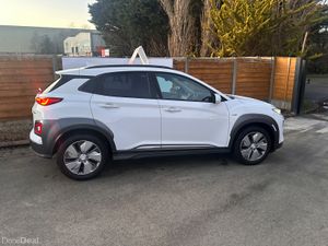 HYUNDAI KONA EV - Image 3