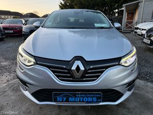 2021 Renault Megane 1.6 E-TECH ICONIC HYBRID AUTO - Image 3