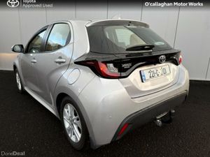 Toyota Yaris 1.0 LUNA 4DR - Image 3
