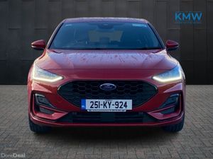 Ford Focus ST-Line X 1.0 125BHP... Full leather/ C - Image 3