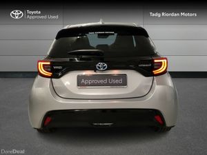 Toyota Yaris 1.5 HYBRID PLATINUM - Image 4