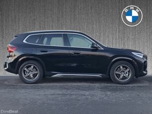 BMW iX1 iX1 eDrive20 xLine - Image 3