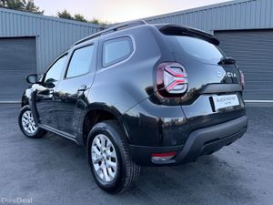 Dacia Duster 241’ Expression 1.5 dCi LOW MILEAGE - Image 3