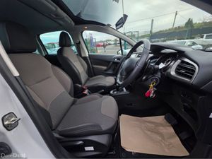 Citroen C3 1.2 AUTO FULL MOON ROOF / LOW ROAD TAX - Image 4