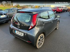 Toyota Aygo AYGO 5DR X-PLAY X-SHIFT - Image 2