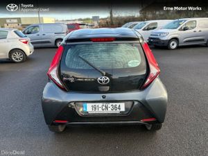 Toyota Aygo AYGO 5DR X-PLAY X-SHIFT - Image 3