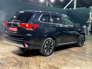 Mitsubishi Outlander 2.0 AUTOMATIC - ALLOY WHEELS - Image 4