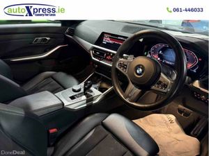 BMW 3-Series 320D XDRIVE M SPORT Automatic, Revers - Image 4