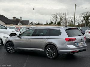 222 VW PASSAT ESTATE 2.0TDI 190BHP AUTOMATIC - Image 2